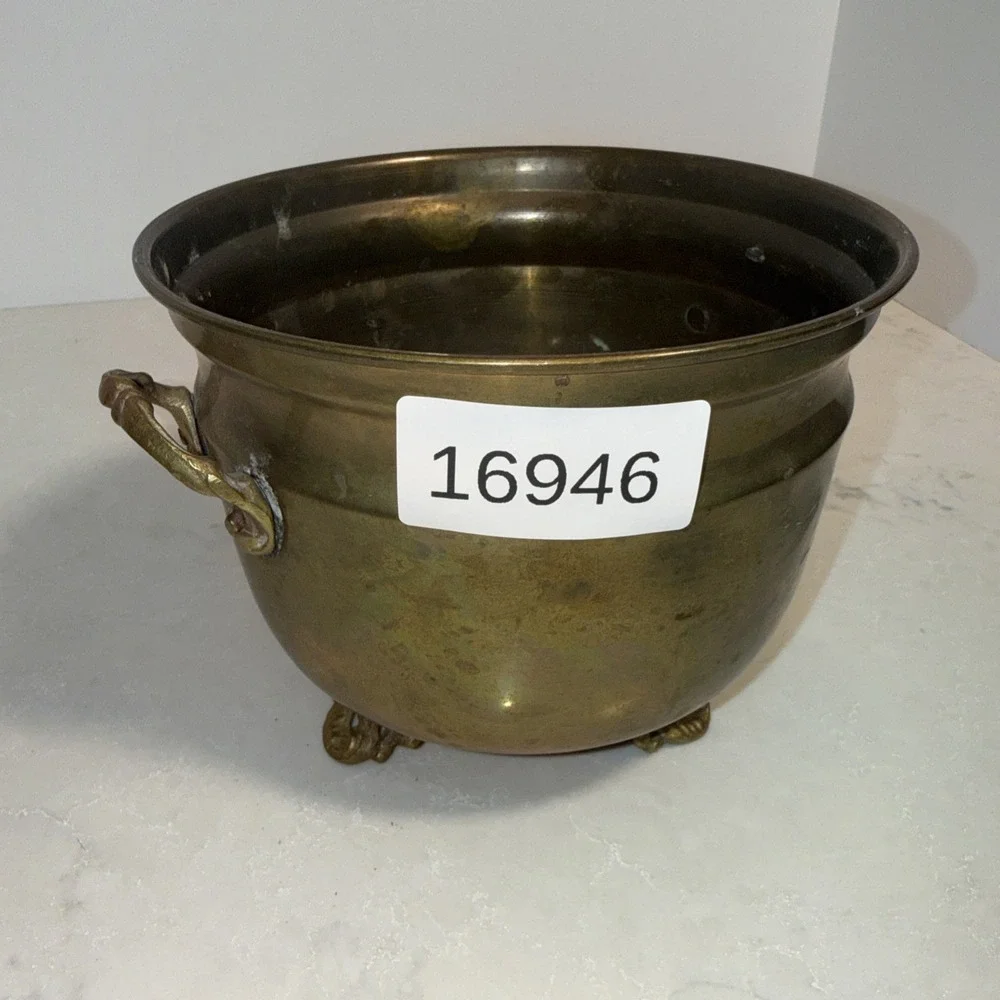 VTG Brass Cauldron Footed Gothic Romance Planter 7